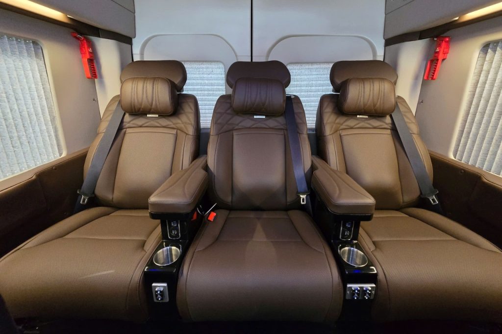 noi-that-nha-xe-khanh-an